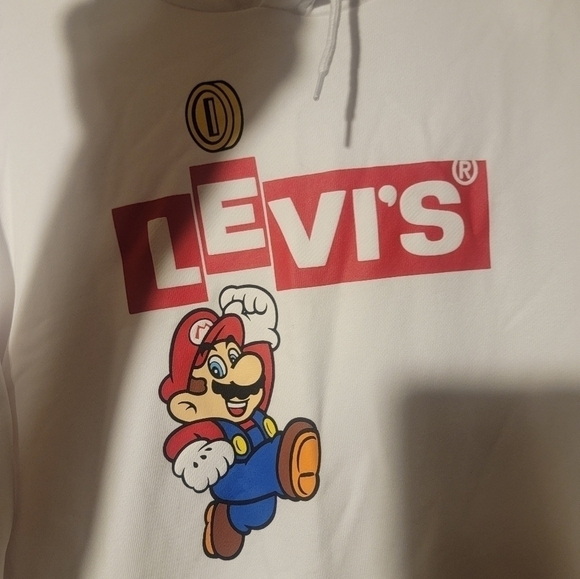 Levi's Super Mario Hoodie Brand New With Tags Size Small - Picture 3 of 6